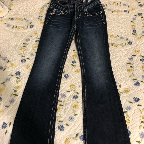 Miss Me boot cut jeans - Picture 2 of 3